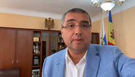 Usatîi nu mai vrea să plece de la primăria Bălți și din politică. Organizează întrevederi cu cetățenii